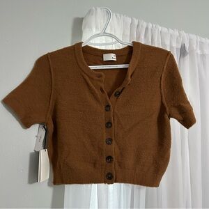 NWT Aritzia Shrunken Cropped Cardigan